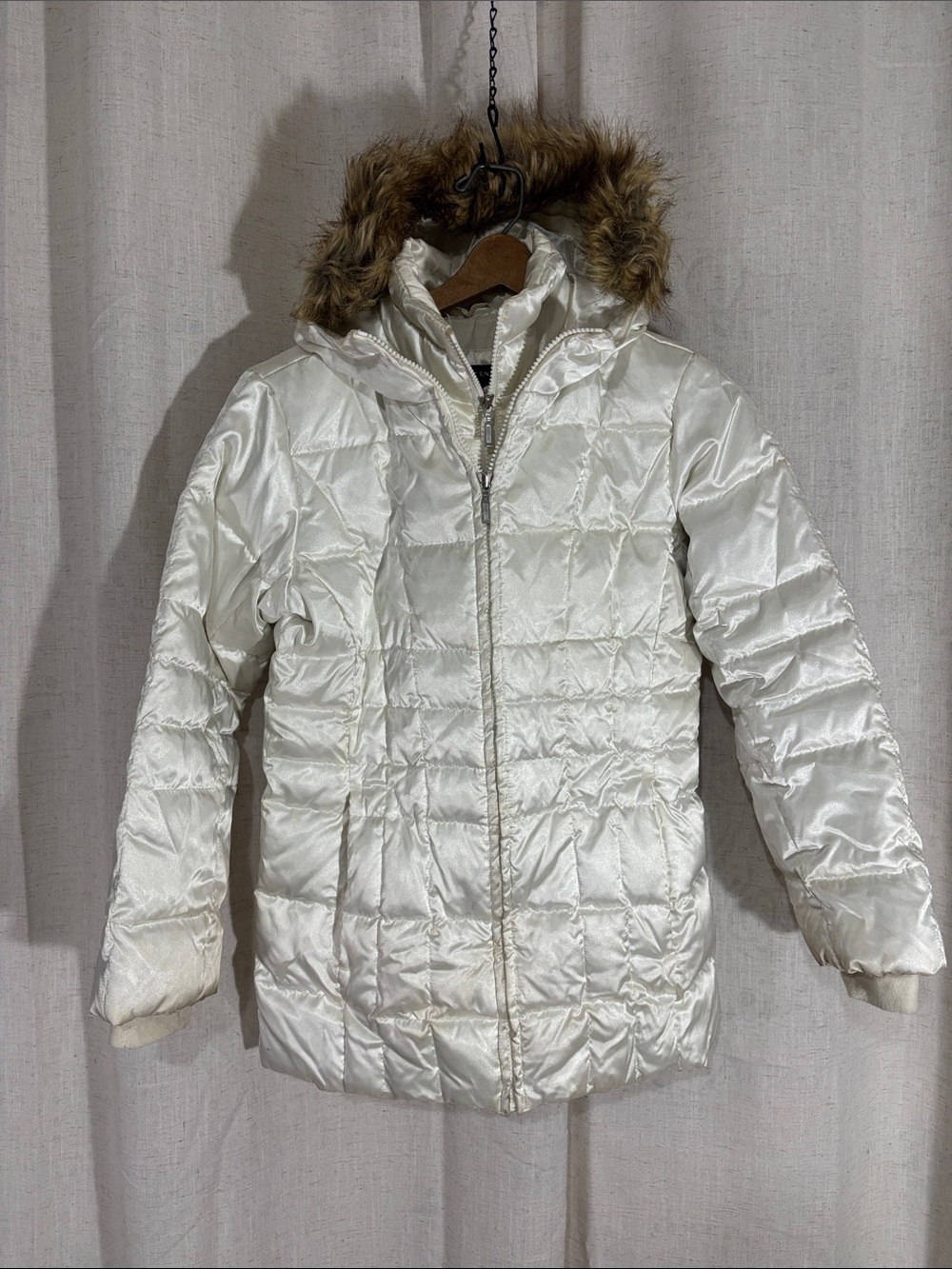 Lands' End Girls Long White Goosedown Puffer Jacket with Faux Fur Trim Hood